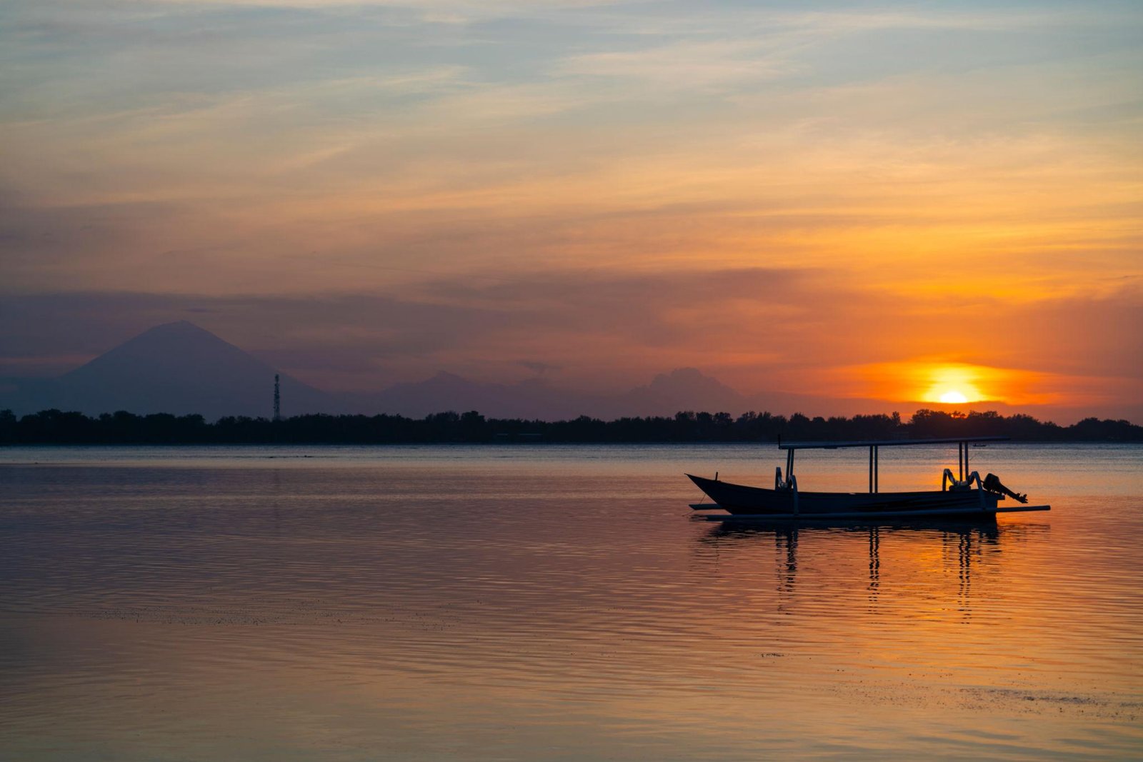 Evening light on the water