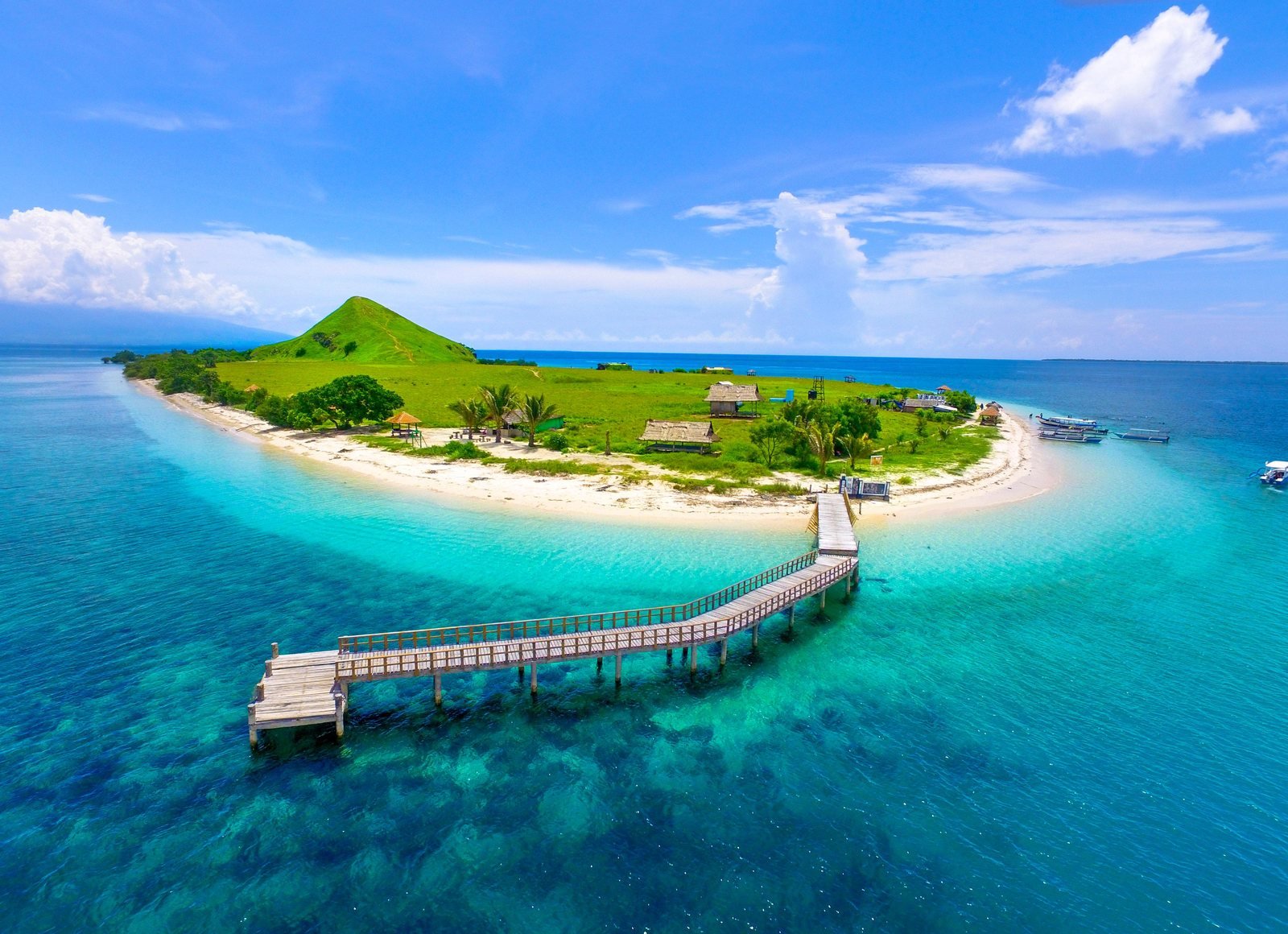 Kenawa Island Sumbawa aerial view - Trans Gili