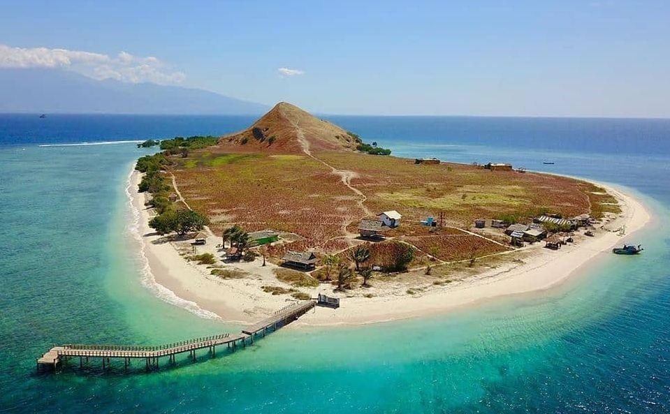 Kenawa Island from the air
