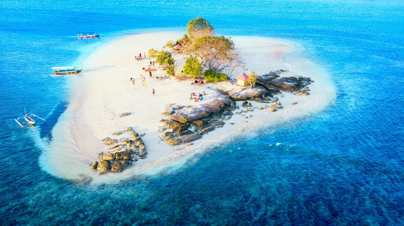 Gili Kedis island stop