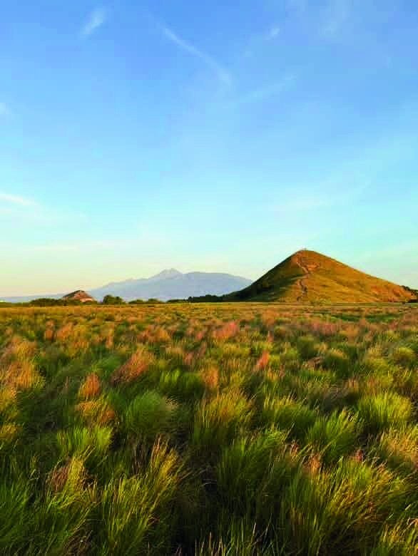 Trekking up Kenawa Peak at sunset